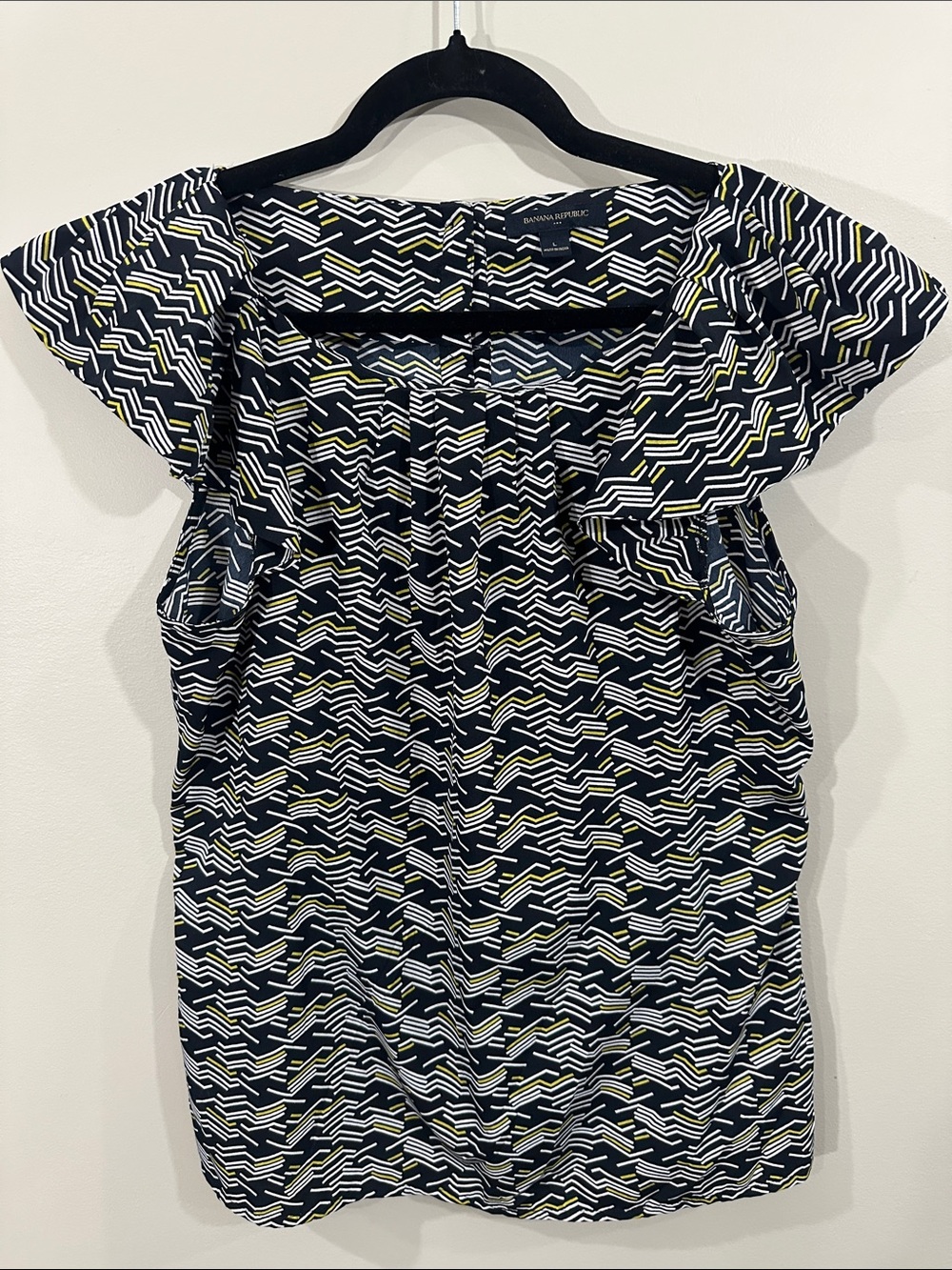 Banana Republic Black Zigzag Print Flutter Sleeve Blouse with Yellow Accents